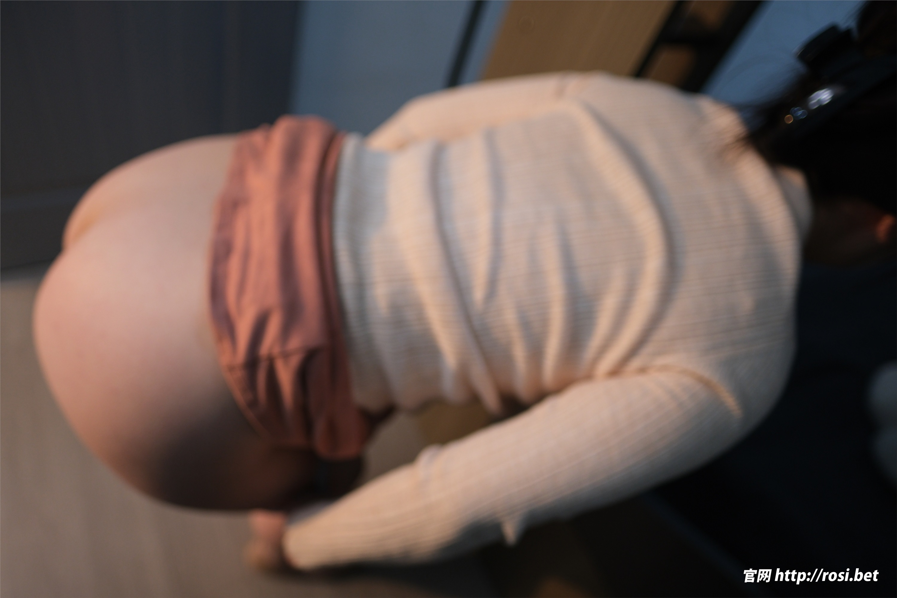 ROSI写真 2025.10.23 NO.5071